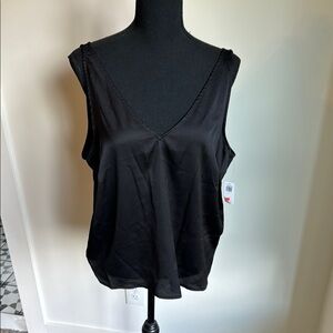 Old Navy Black Sleeveless V-Neck Top